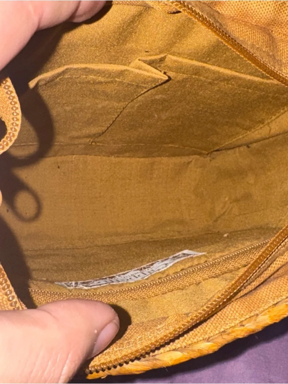Woven Lion Embroidered Purse - Picture 6 of 9